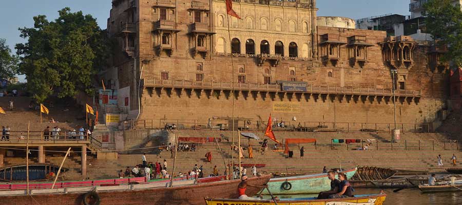 man-mandir-ghat-and-observatory